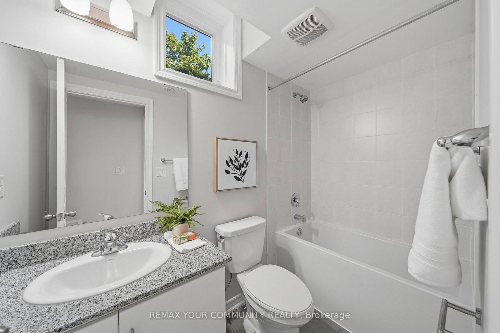 90 Caledonia Park Road • #2 • Toronto, ON photo 22
