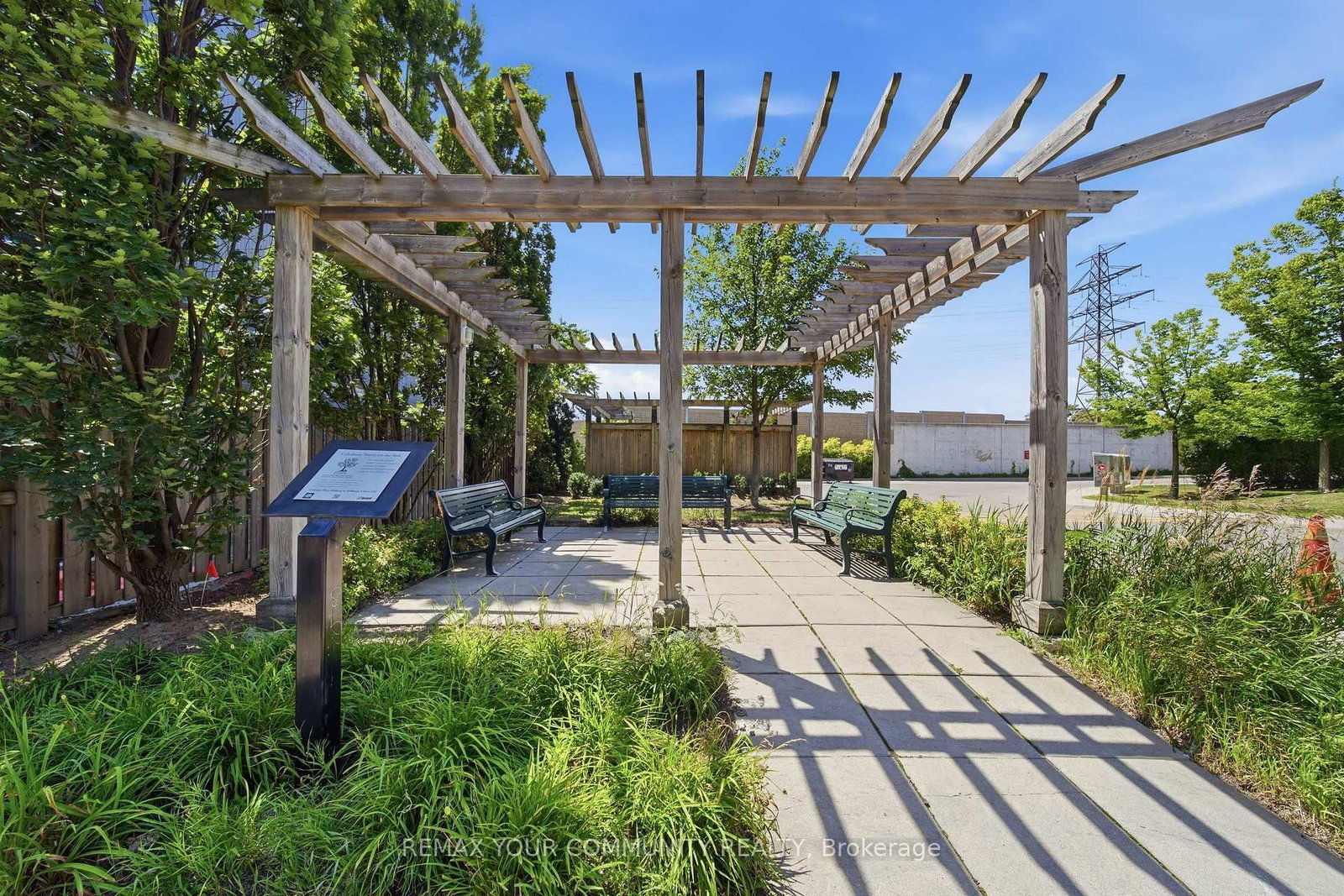 90 Caledonia Park Road • #2 • Toronto, ON photo 7