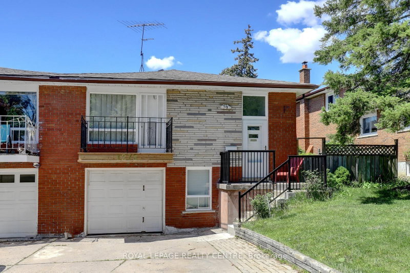 1278 Shamir Crescent