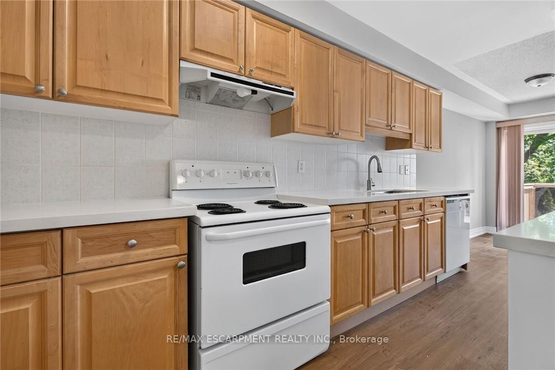 710 Spring Gardens Road • #99 • Burlington, ON photo 12