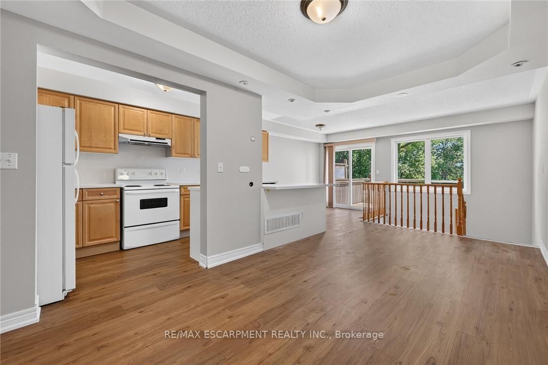 710 Spring Gardens Road • #99 • Burlington, ON photo 6