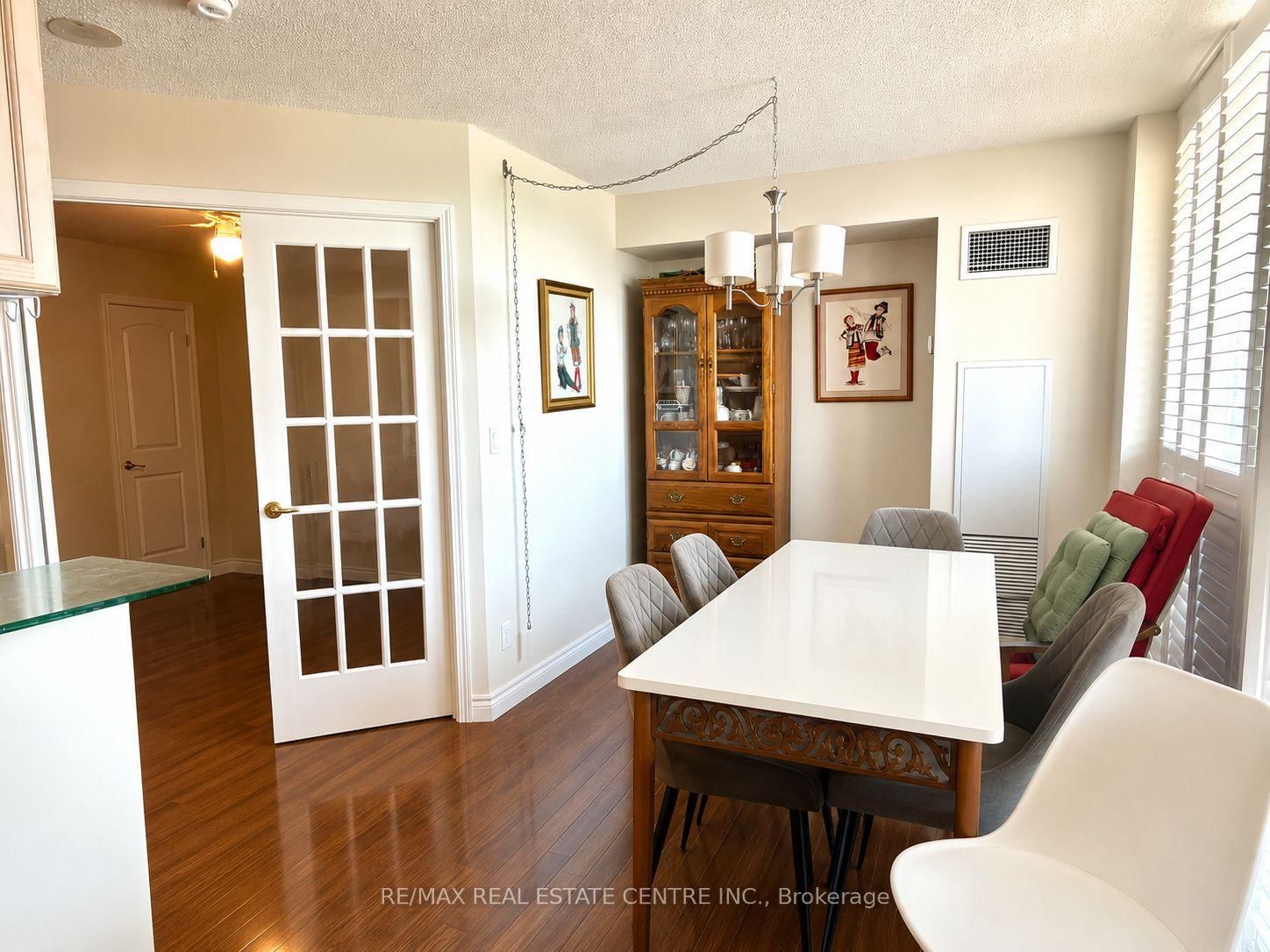1140 parkwest Place • #302 • Mississauga, ON photo 10