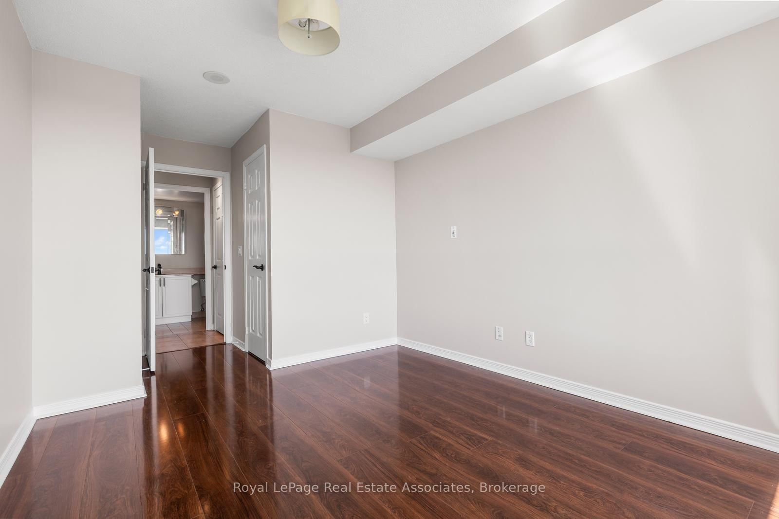 4889 Kimbermount Avenue • #1707 • Mississauga, ON photo 18