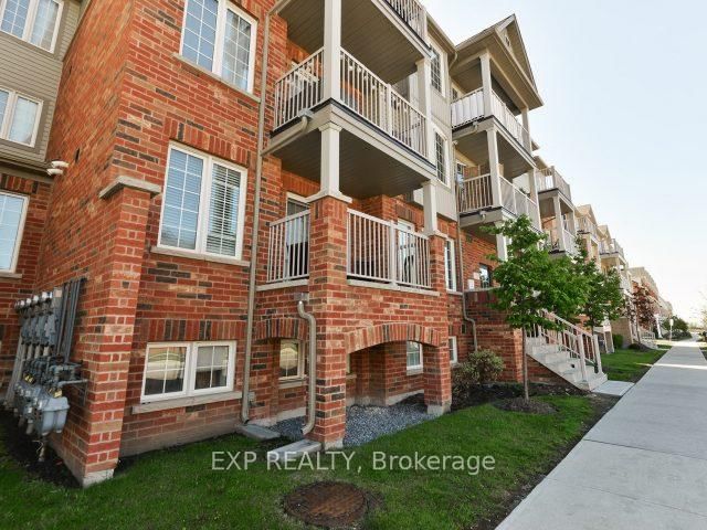 7 - 129 Isaac Devins Boulevard
