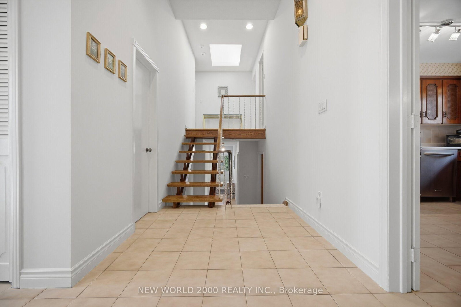 48 Clair Road • Toronto, ON photo 15