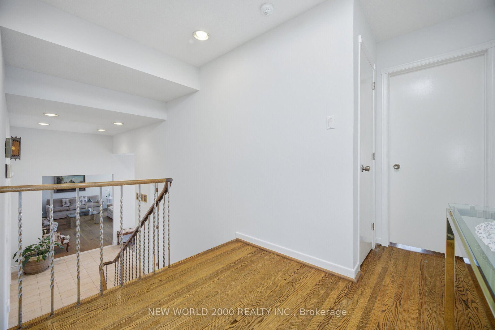 48 Clair Road • Toronto, ON photo 17
