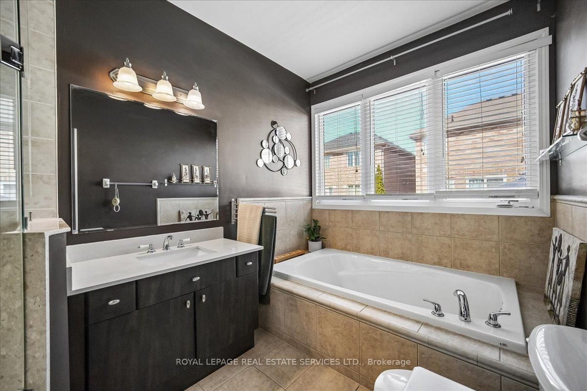 693 Savoline Boulevard • Milton, ON photo 13