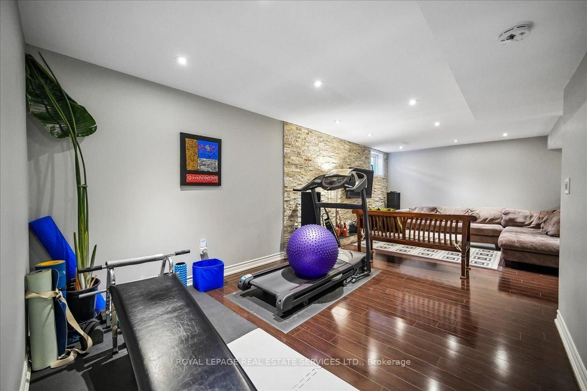 693 Savoline Boulevard • Milton, ON photo 18
