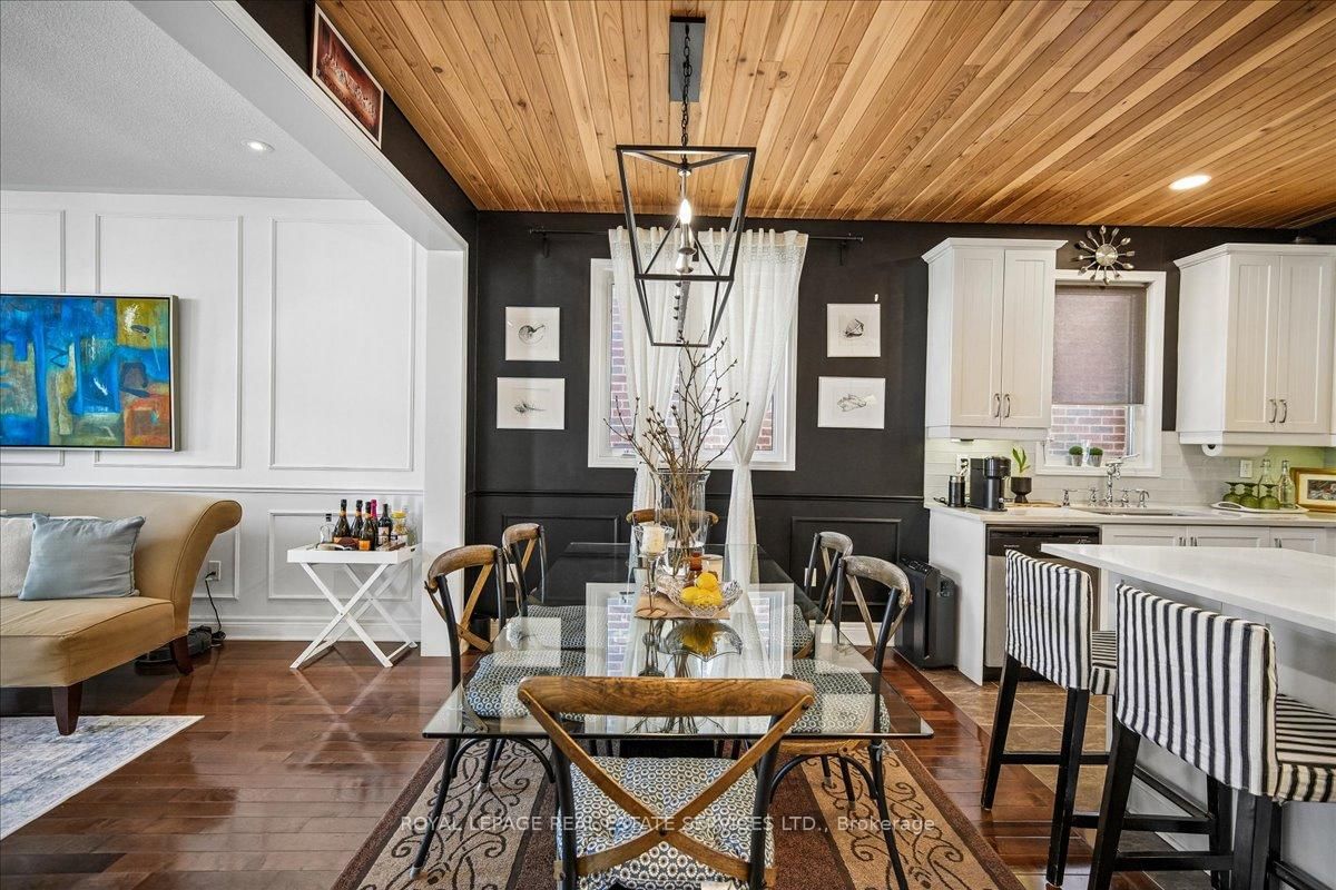 693 Savoline Boulevard • Milton, ON photo 3