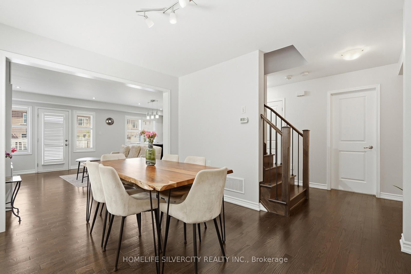 3085 Mistletoe Gardens • Oakville, ON photo 19