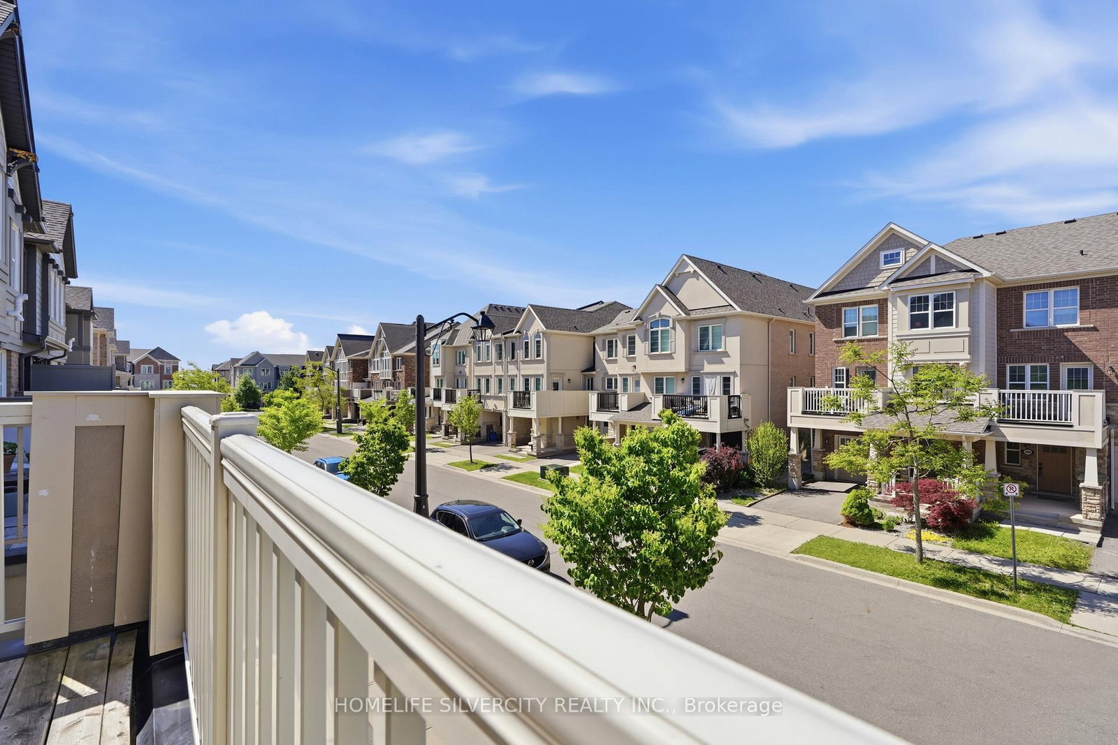 3085 Mistletoe Gardens • Oakville, ON photo 22
