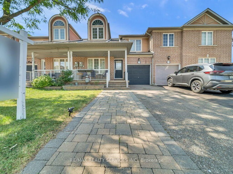 35 Peachleaf Crescent