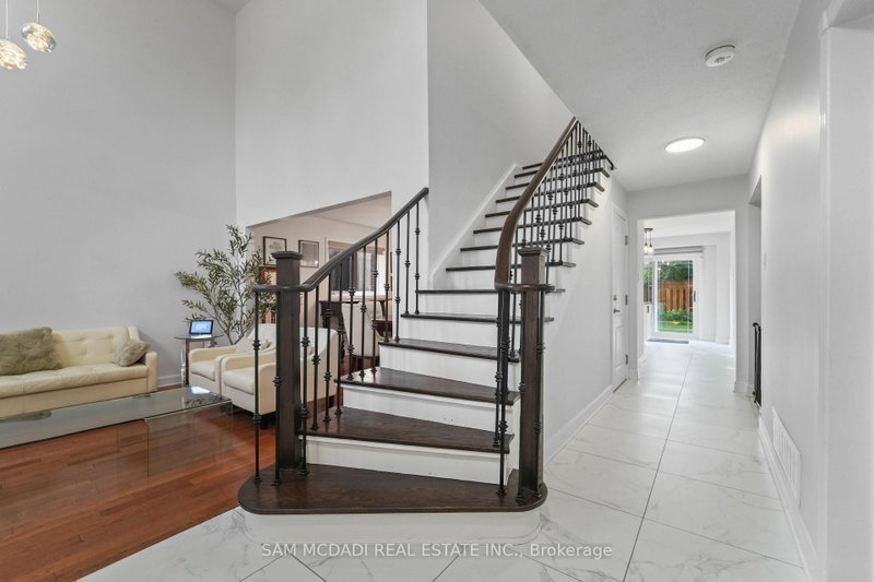 4778 Crystal Rose Dr photo 4