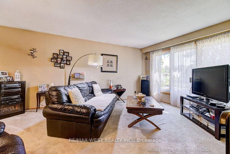 1583 Otterby Mississauga,ON L4X 1W8 — Photo 10