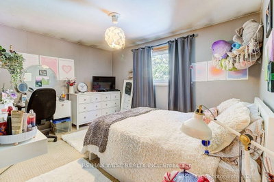 1583 Otterby Mississauga,ON L4X 1W8 — Photo 13