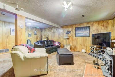 1583 Otterby Mississauga,ON L4X 1W8 — Photo 16