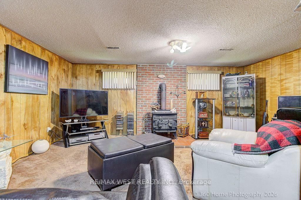1583 Otterby Mississauga,ON L4X 1W8 — Photo 17