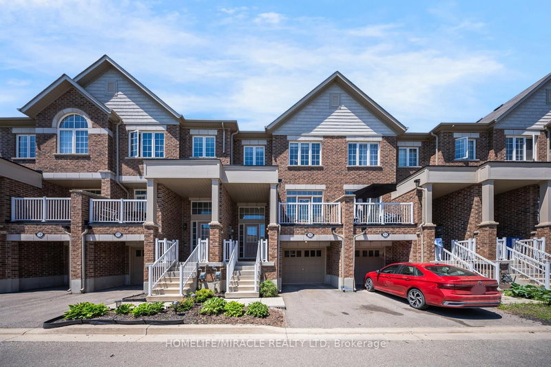 12 - 172 Parkinson Crescent