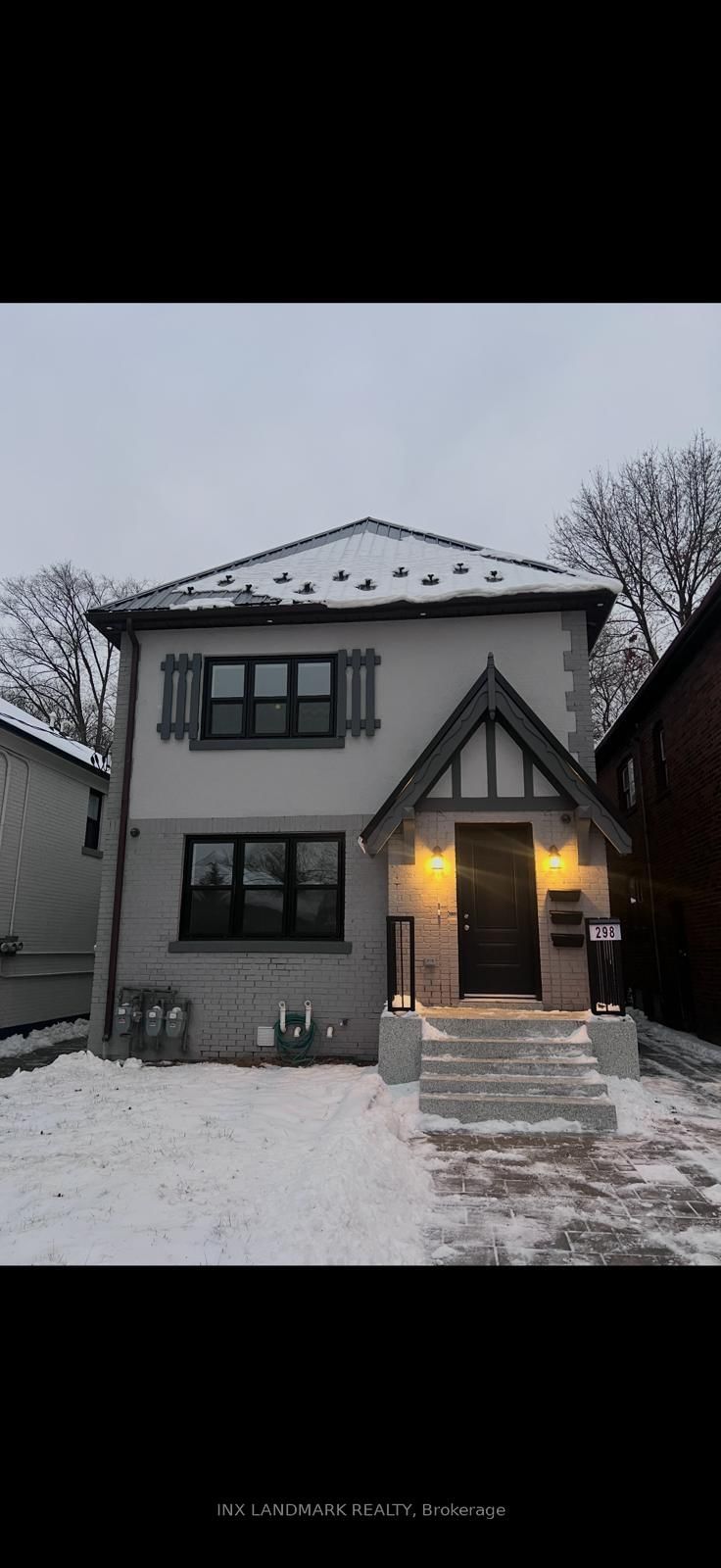 298 South Kingsway • Toronto, ON photo 1