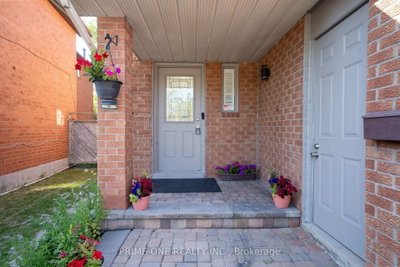 3290 Cambourne Crescent • Mississauga, ON photo 3