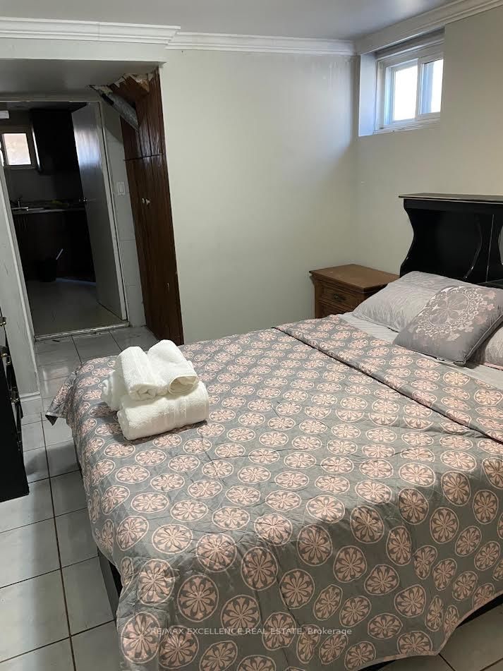 7208 Hermitage Road • Mississauga, ON photo 21