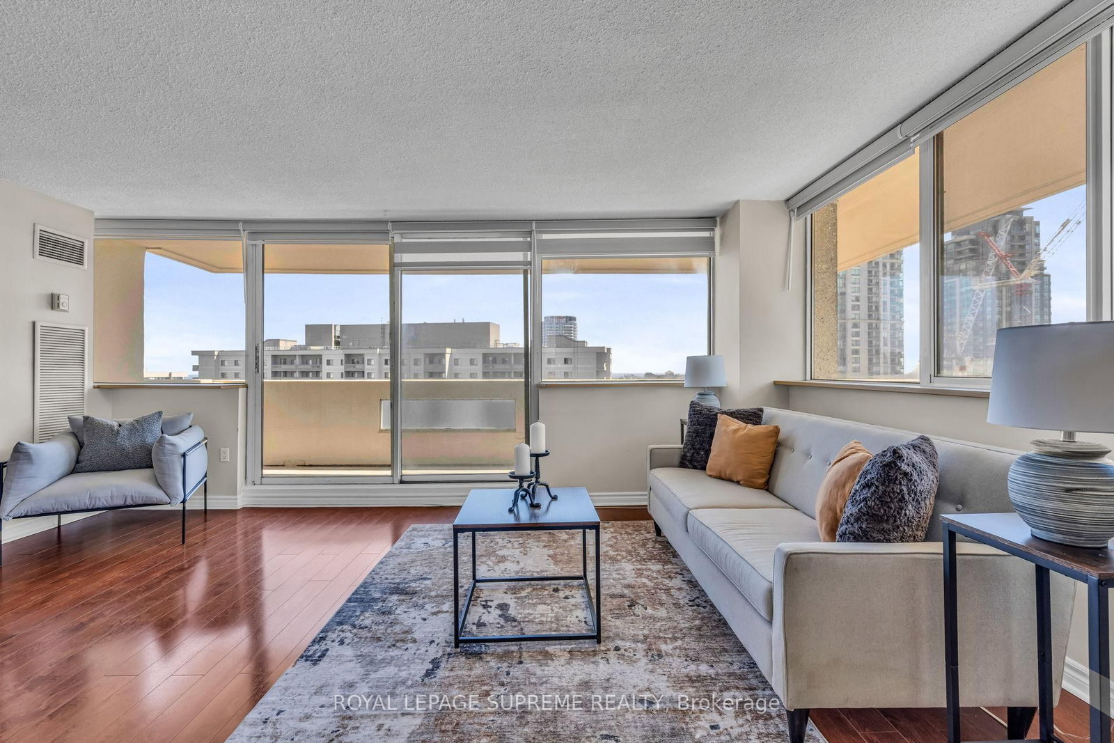 3590 Kaneff Crescent • #1907 • Mississauga, ON photo 13