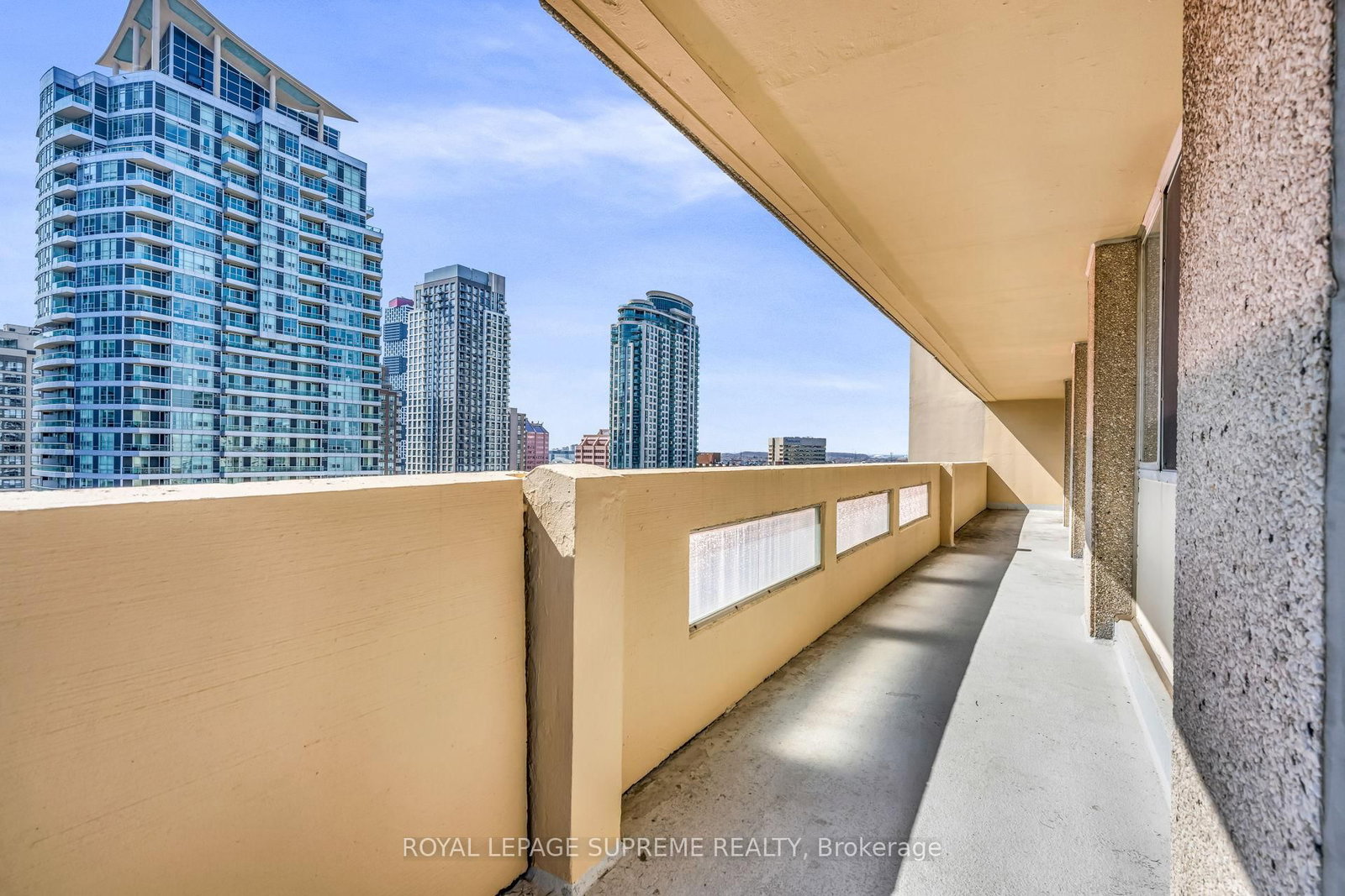 3590 Kaneff Crescent • #1907 • Mississauga, ON photo 36