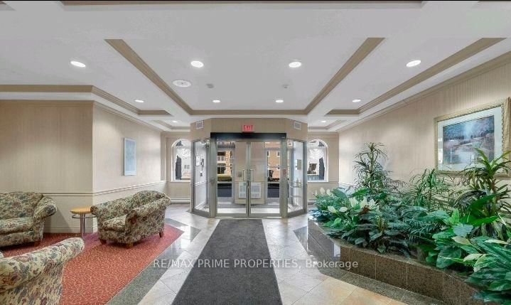 304 - 7 Dayspring Circle