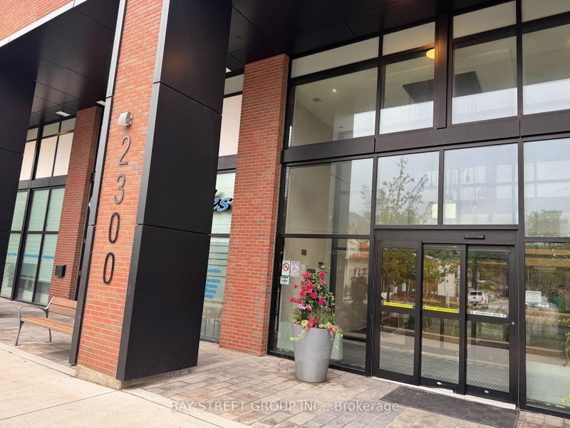 515 - 2300 St Clair Avenue W