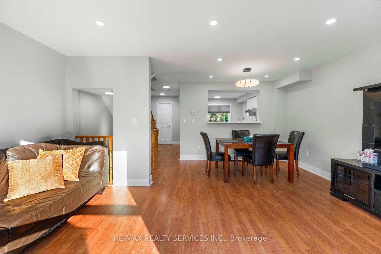 80 Acorn Place • #69 • Mississauga, ON photo 11