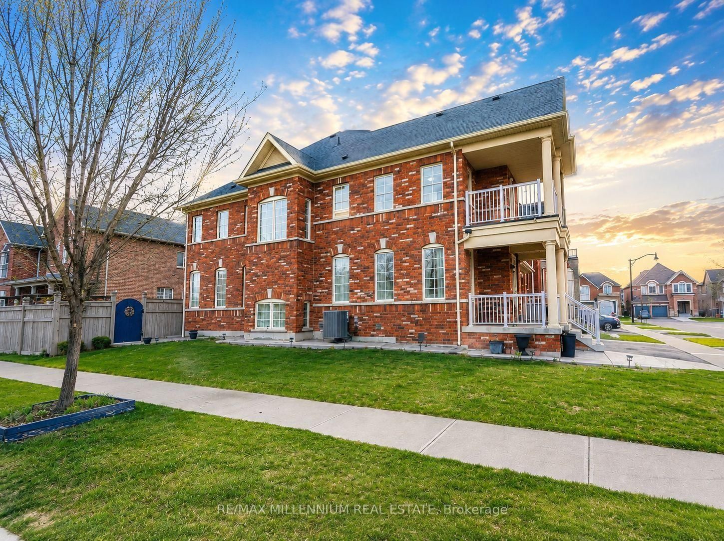 8 Zelda Road • Brampton, ON photo 1