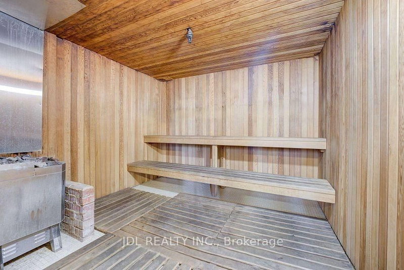 85 Emmett Toronto,ON M6M 5A2 — Photo 18