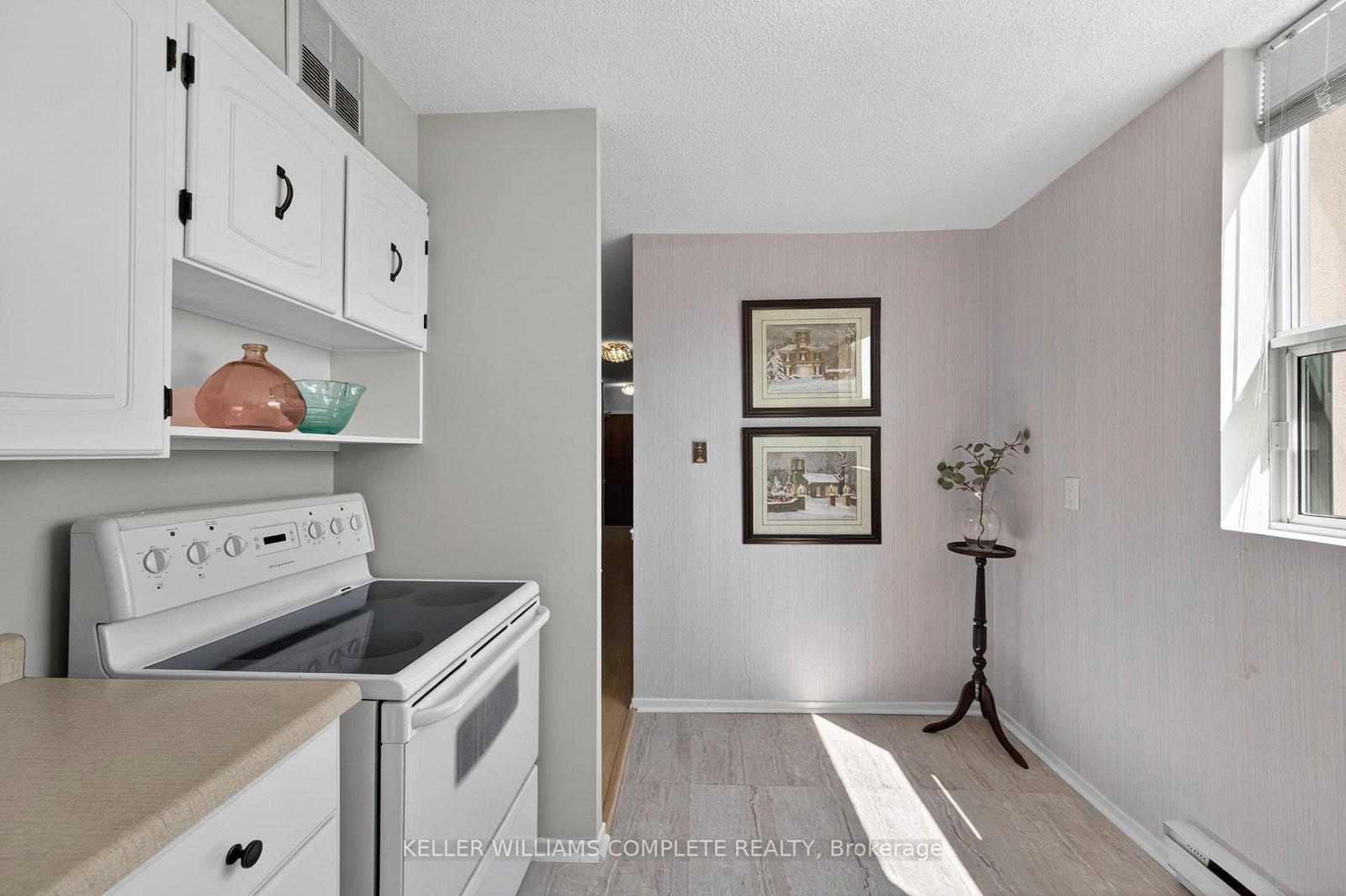 700 Dynes Road • #904 • Burlington, ON photo 11
