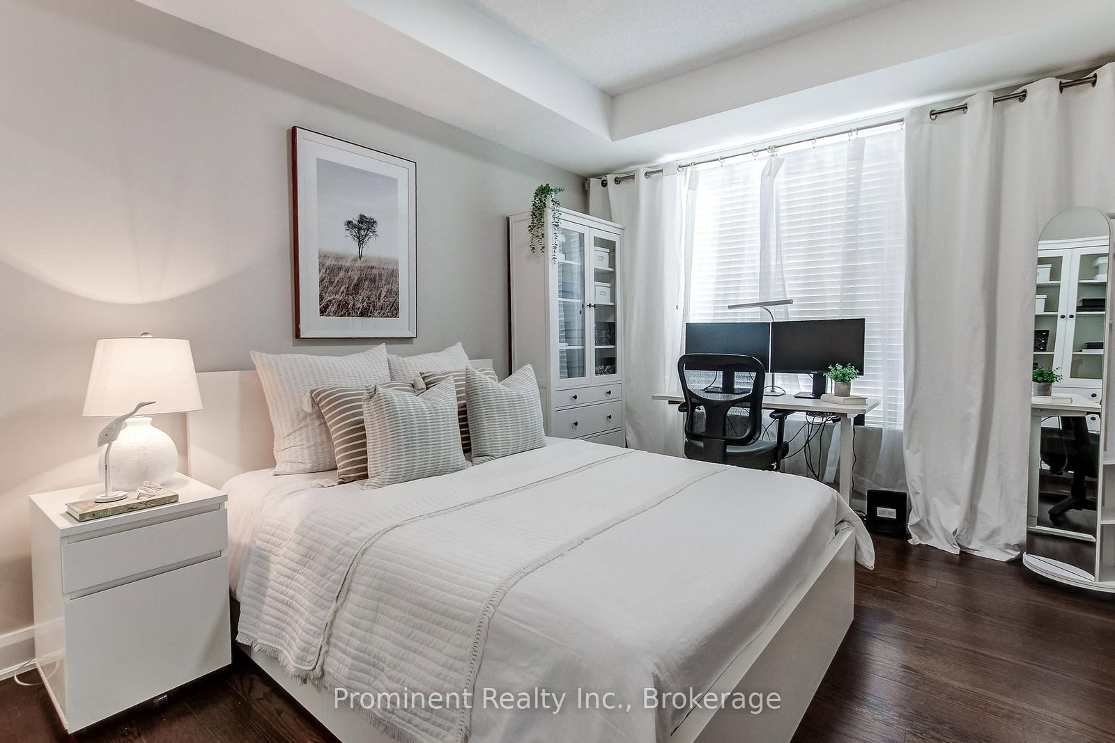 2470 Prince Michael Drive • #414 • Oakville, ON photo 20
