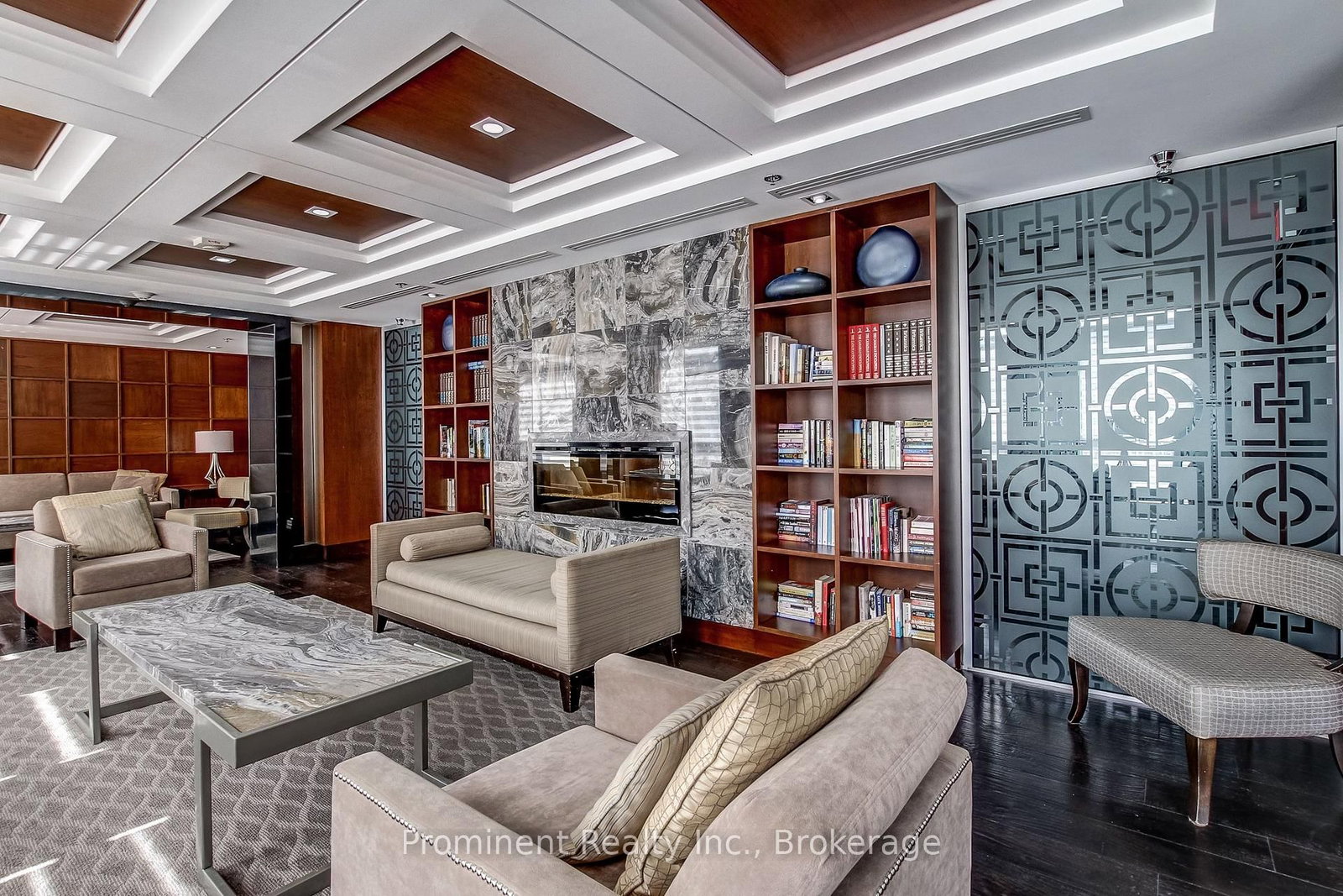 2470 Prince Michael Drive • #414 • Oakville, ON photo 38