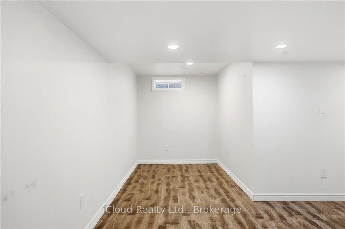 270 Whetham Heights • Milton, ON photo 36