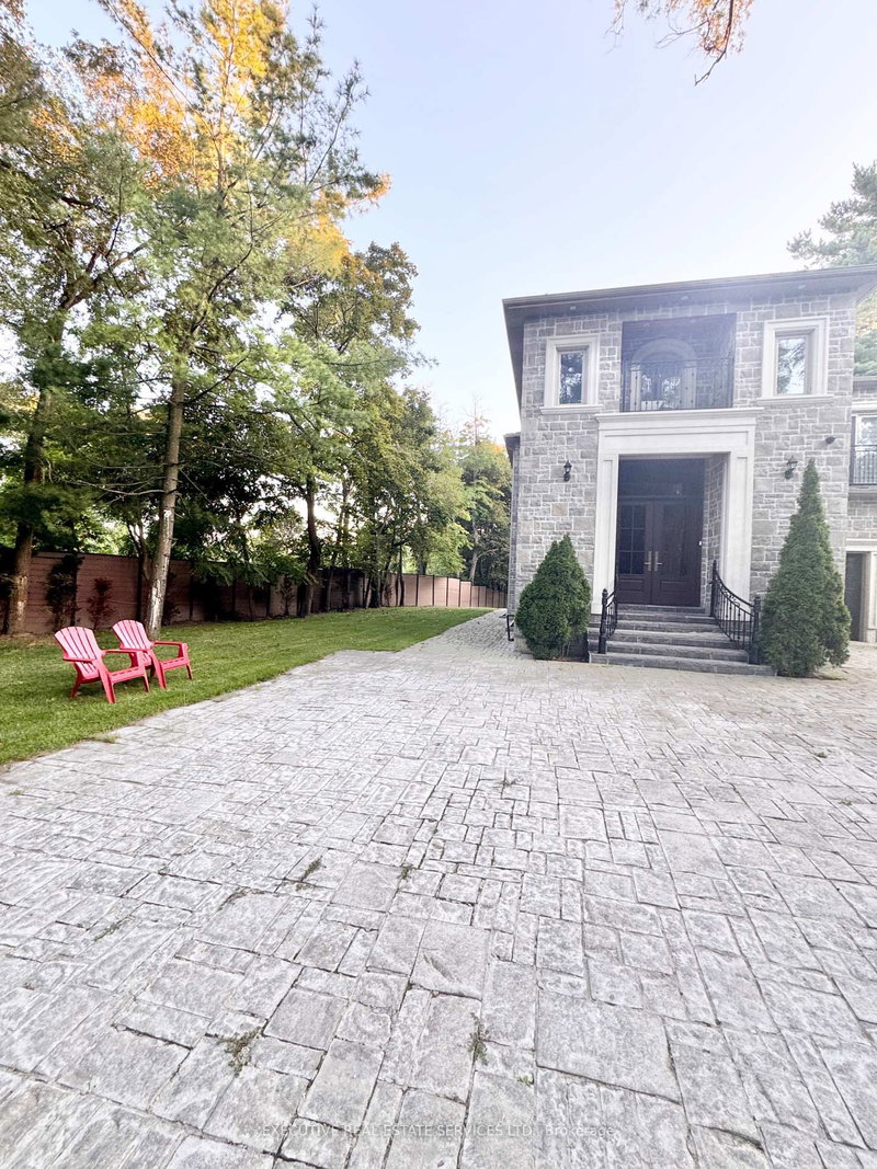 1138 Garden Road