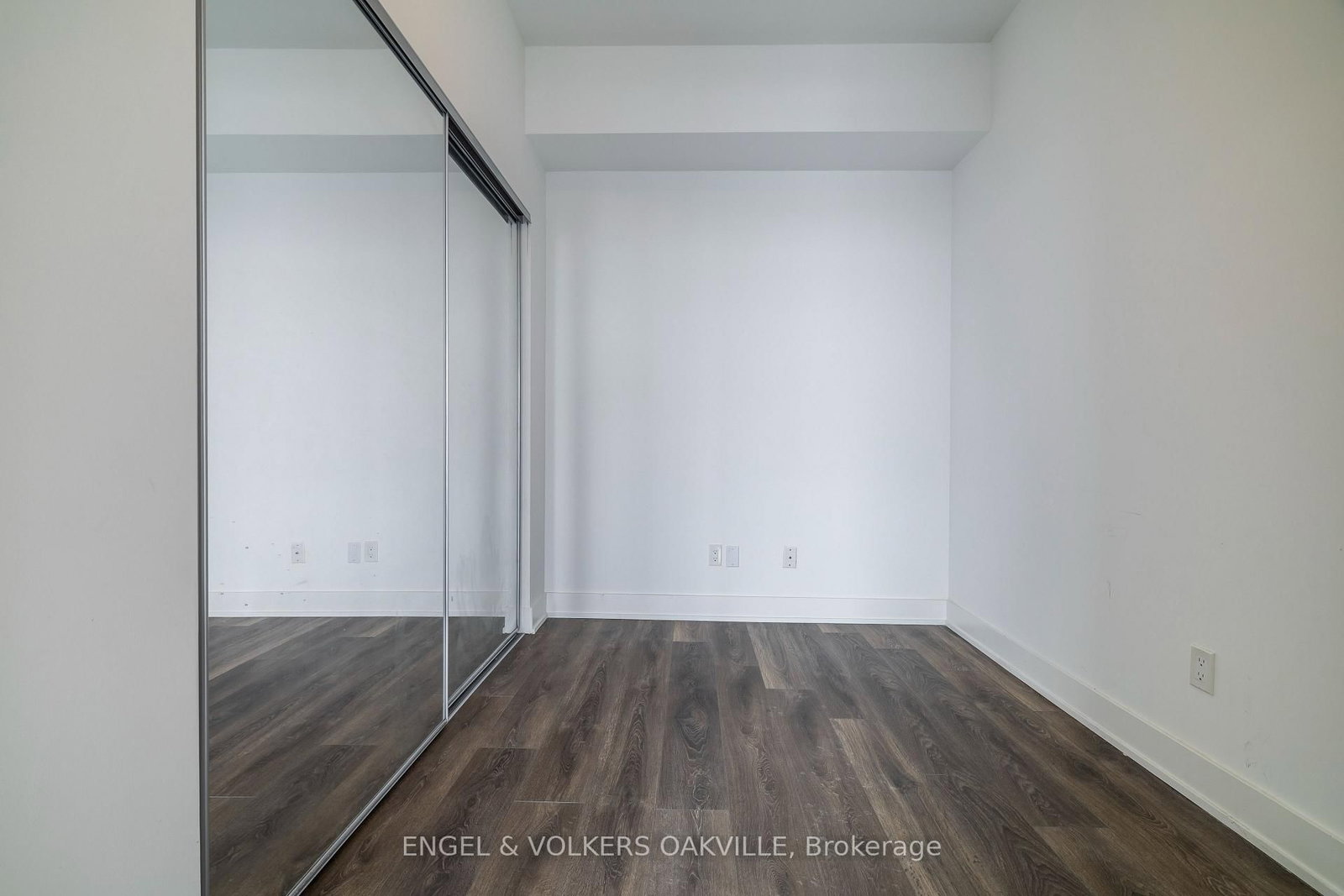 2481 Taunton Oakville,ON L6H 3R7 — Photo 14