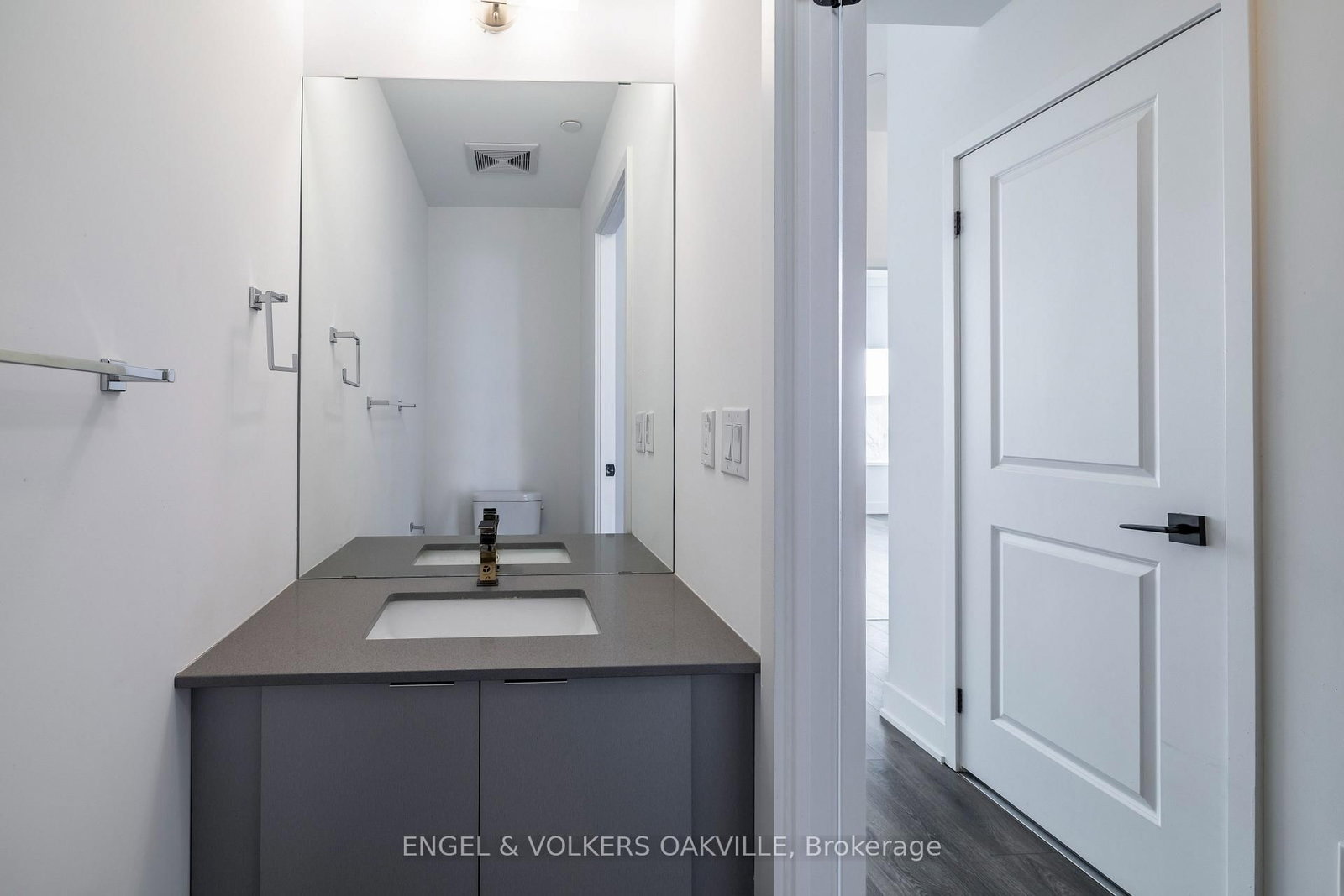 2481 Taunton Oakville,ON L6H 3R7 — Photo 5