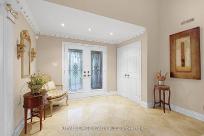 1760 Featherston Court • Mississauga, ON photo 3