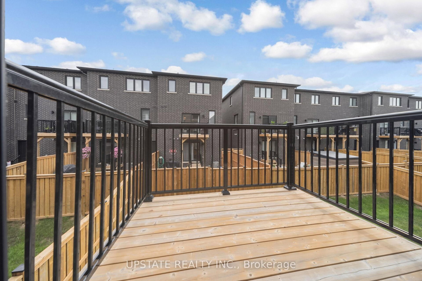 45 Humberstone Drive • Halton Hills, ON photo 38