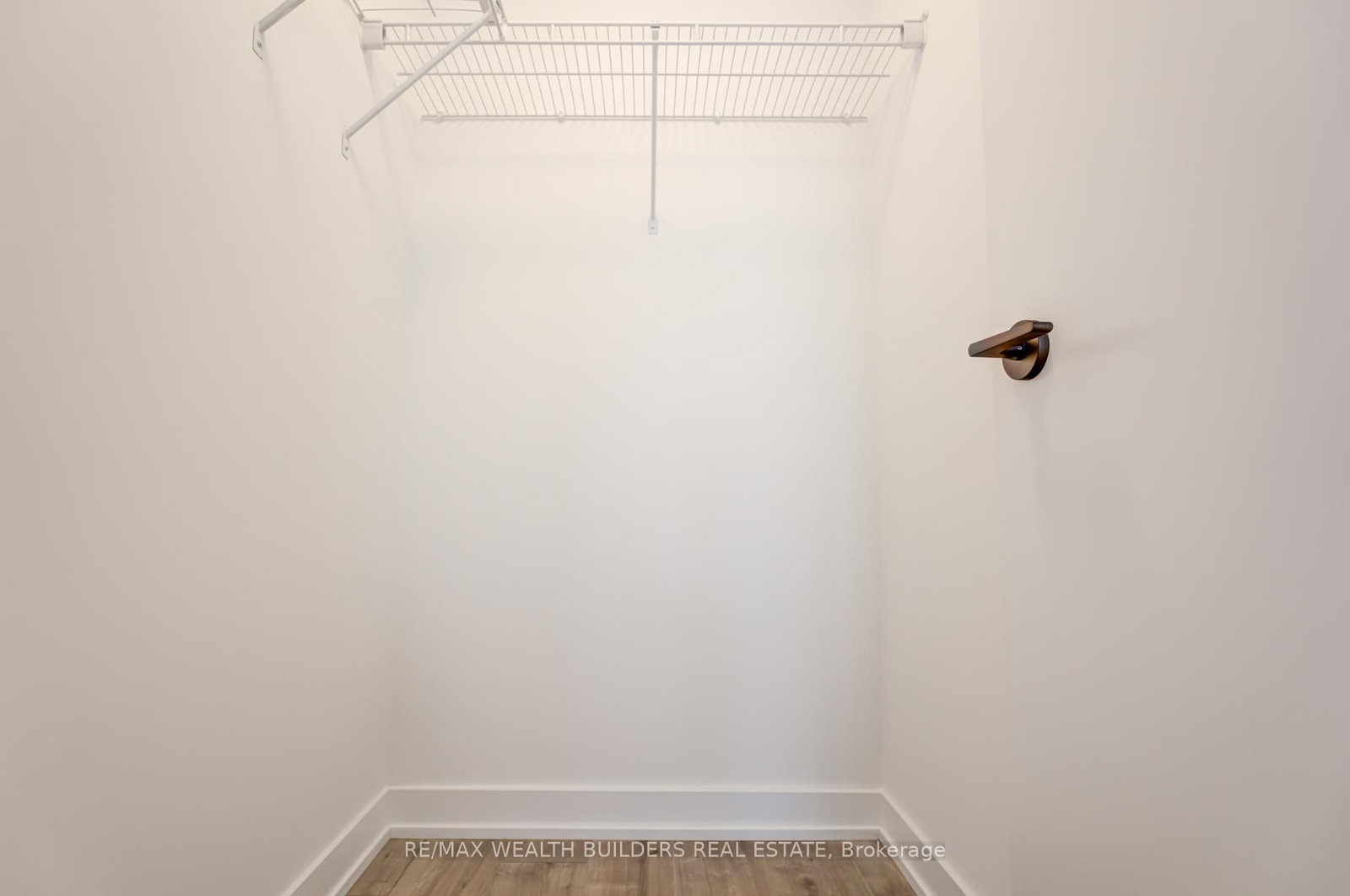 220 Missinnihe Way • #714 • Mississauga, ON photo 15