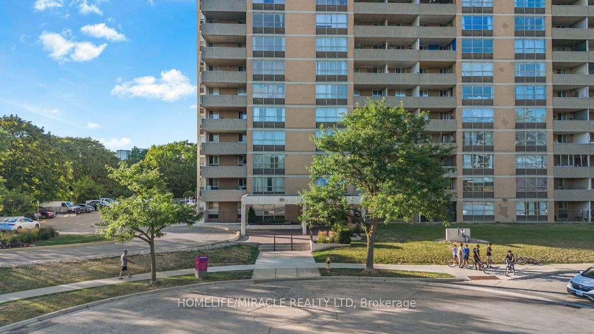 40 Panorama Court • #903 • Toronto, ON photo 2