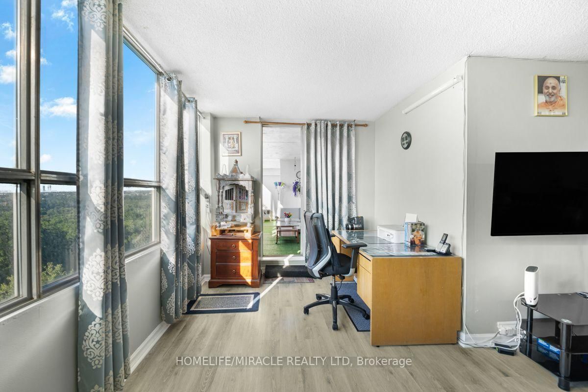 40 Panorama Court • #903 • Toronto, ON photo 26