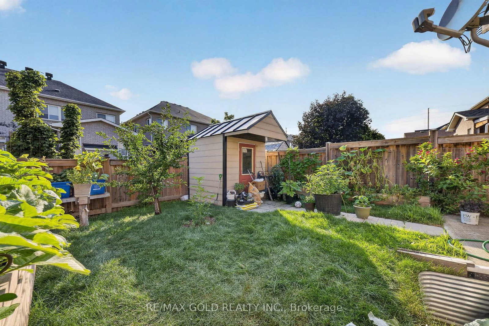 Listing Image 44