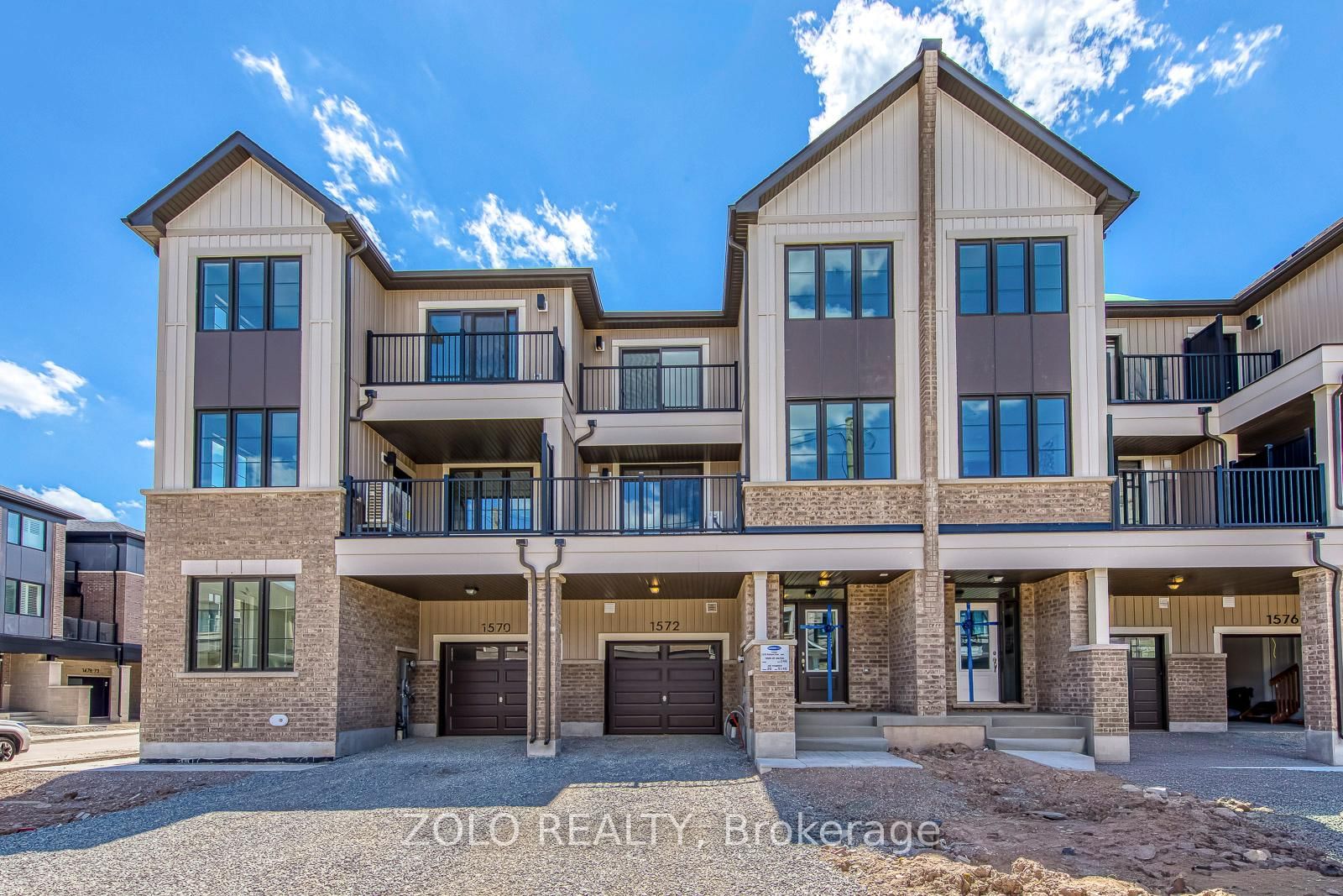 1572 Rutland Crescent • Milton, ON photo 1