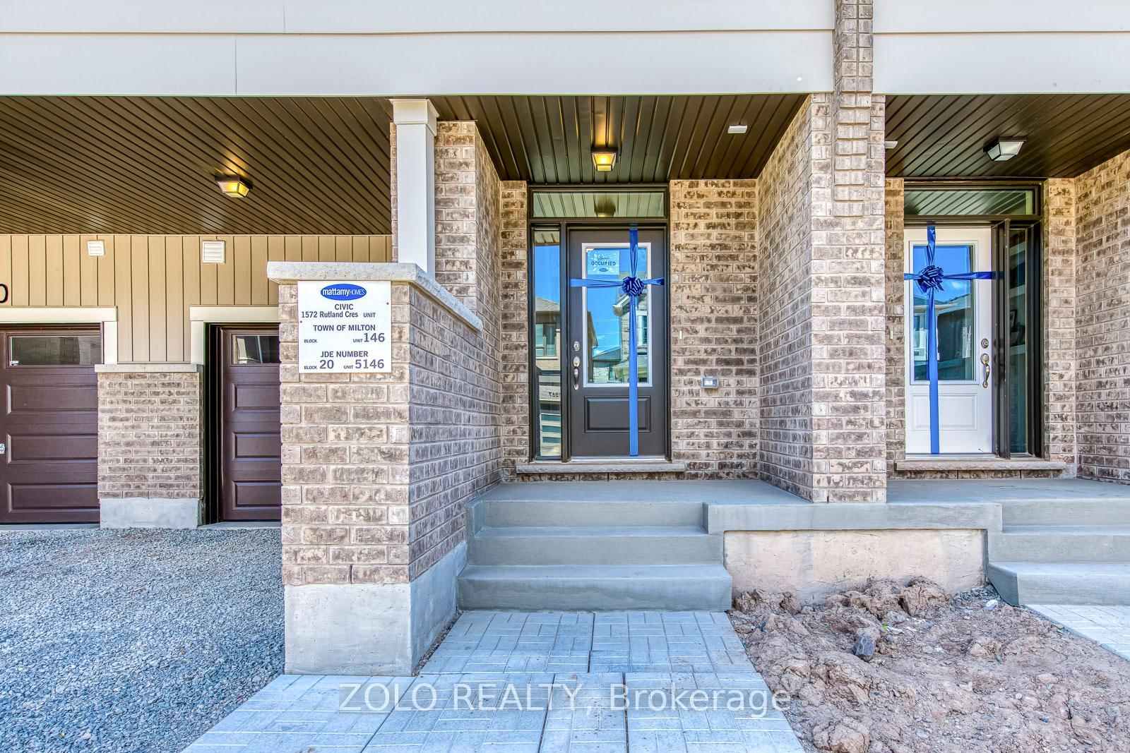1572 Rutland Crescent • Milton, ON photo 2
