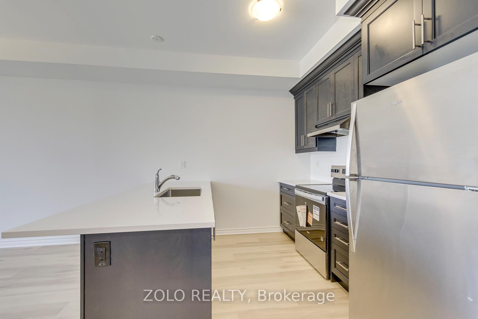 1572 Rutland Crescent • Milton, ON photo 7