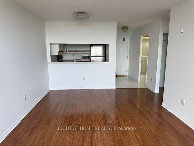 250 Webb Mississauga,ON L5B 3Z4 — Photo 8