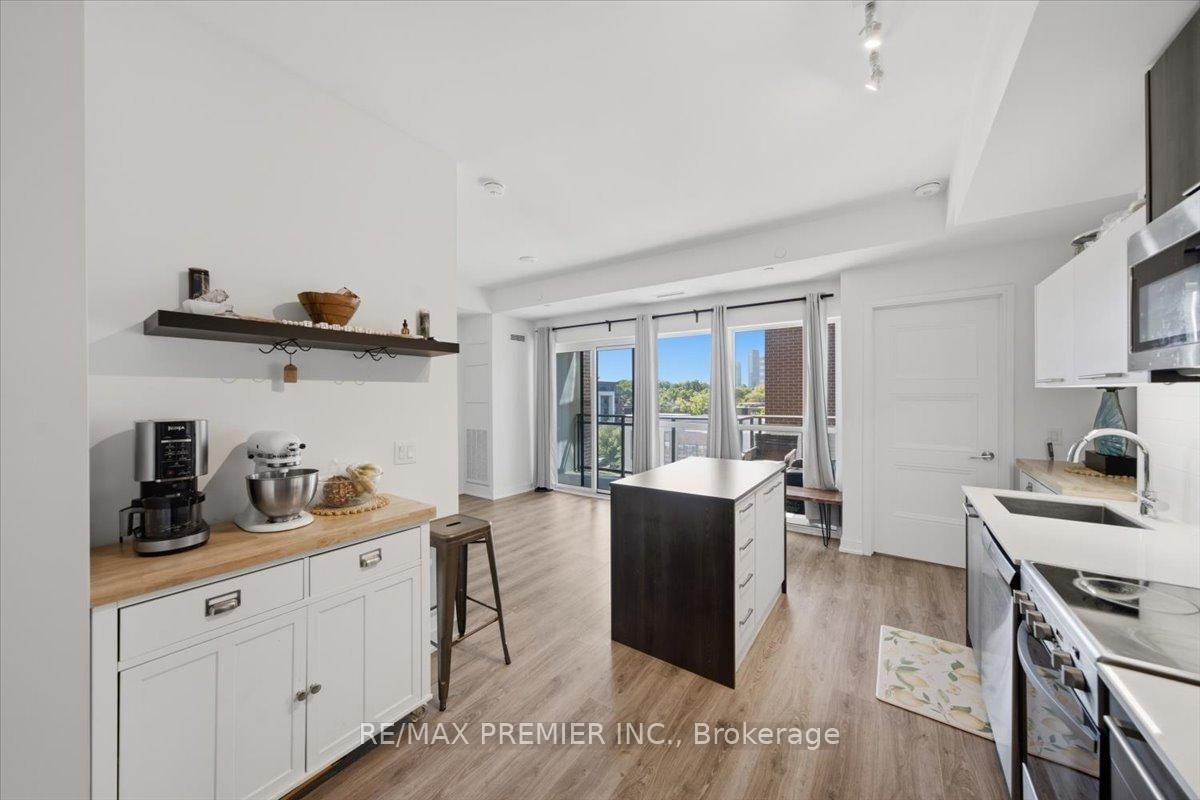 25 Neighbourhood Lane • #515 • Toronto, ON photo 10
